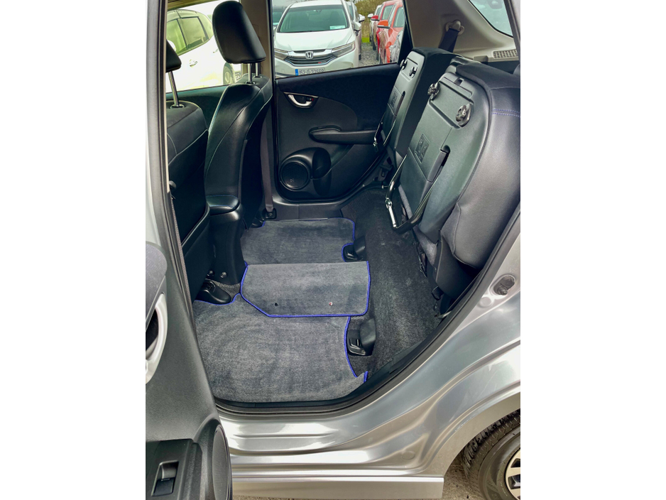 2014 Honda Shuttle - image 22