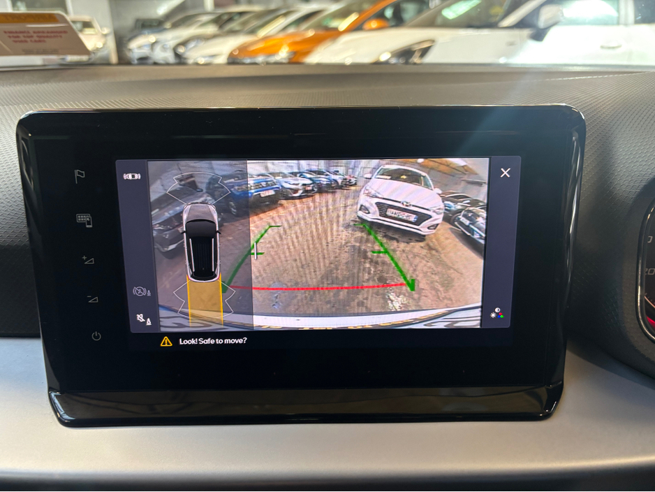 2023 SEAT Arona - image 12