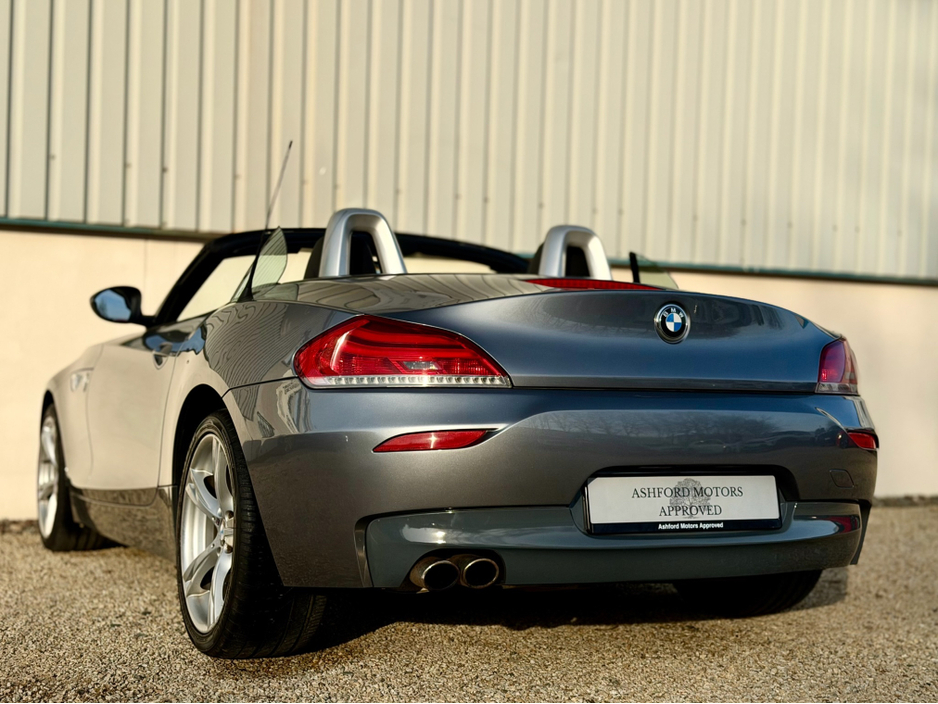 2012 BMW Z4 - image 4