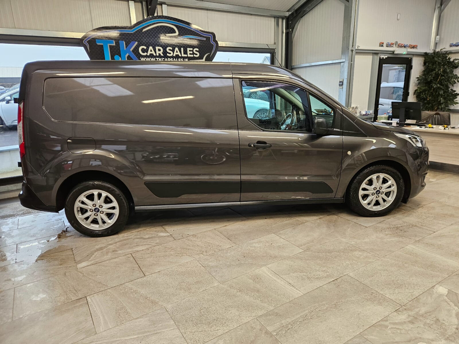 2020 Ford Transit Connect - image 2