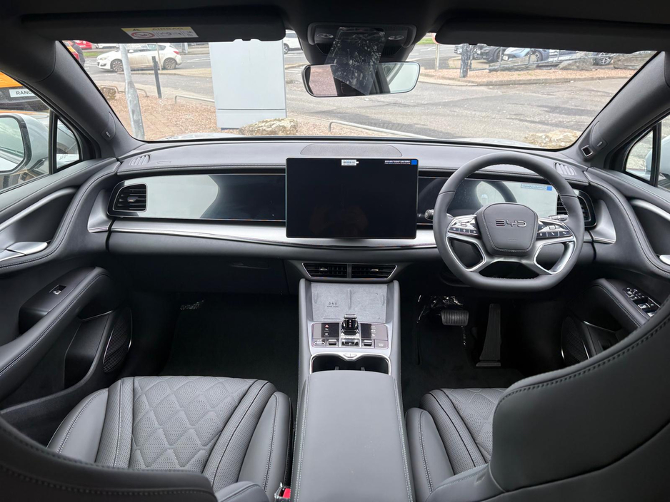 2026 BYD Sealion 7 - image 8