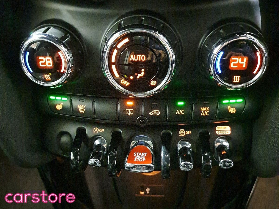 2019 MINI Hatch - image 23