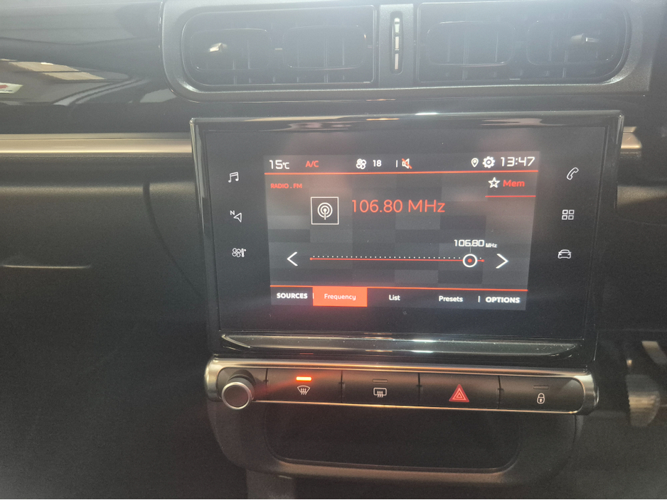 2021 Citroen C3 - image 11