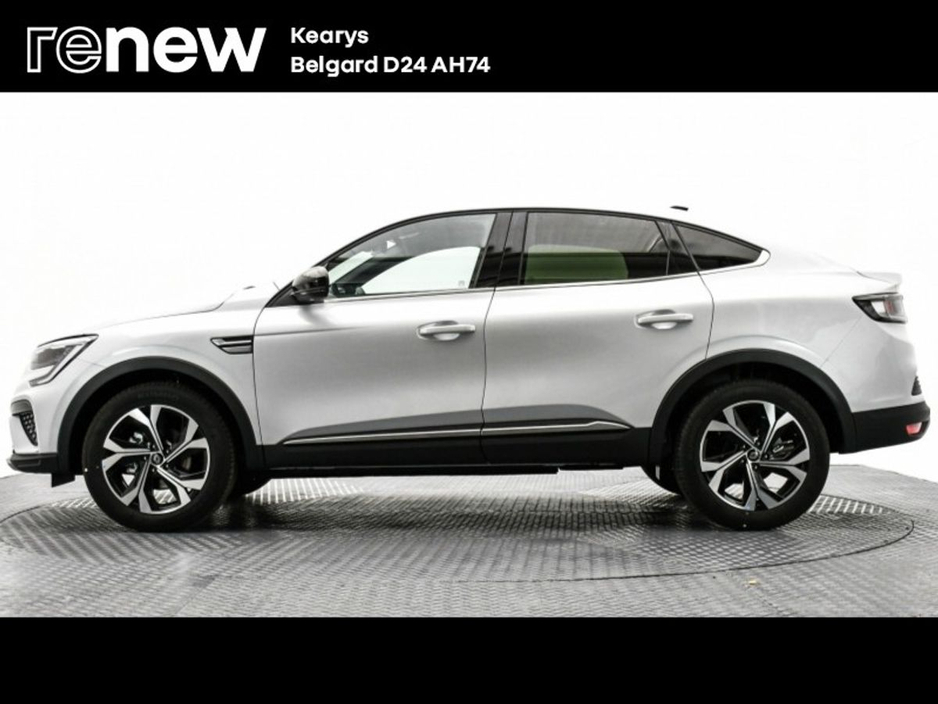 2025 Renault Arkana - image 7