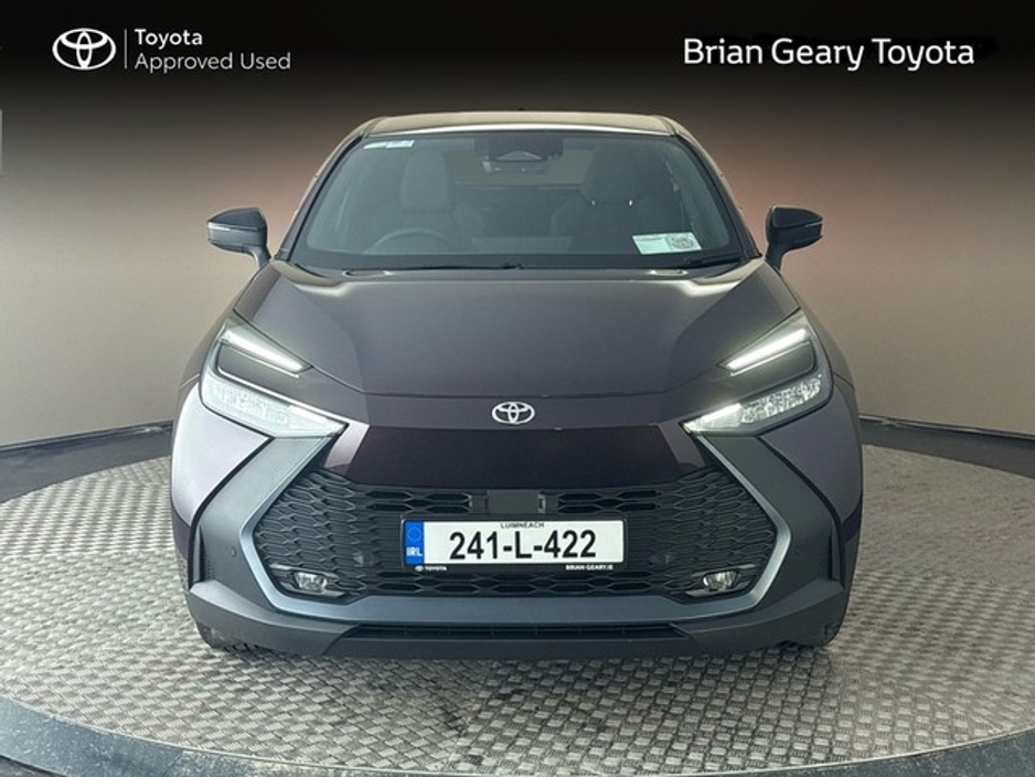 2024 Toyota C-HR - image 5