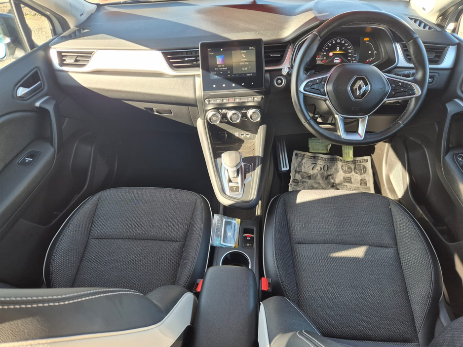 2021 Renault Captur - image 14