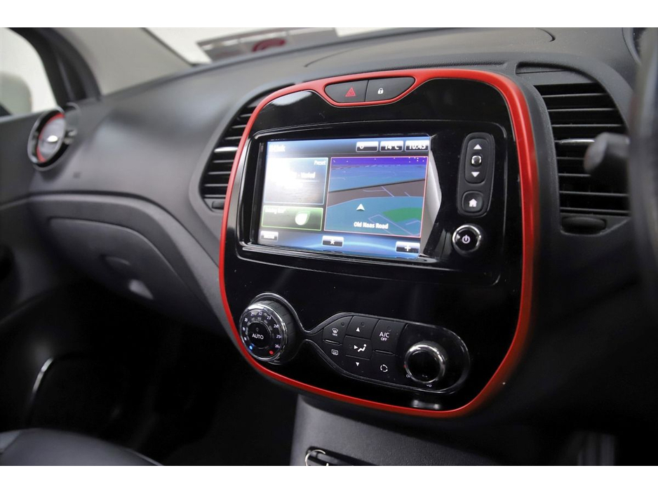 2016 Renault Captur 1.5DCI 90BHP SIGNATURE 5SPD *BI-TONE ROOF*FULL LEATHER*