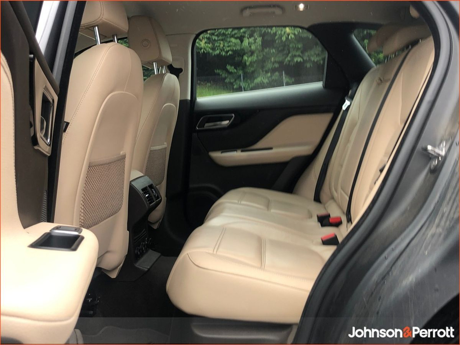 2018 Jaguar F-Pace RWD 2.0 D 163PS Prestige €21,900