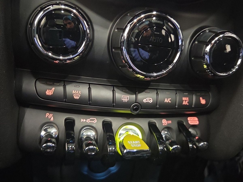 2023 MINI Hatch Electric Level 3 €24,950