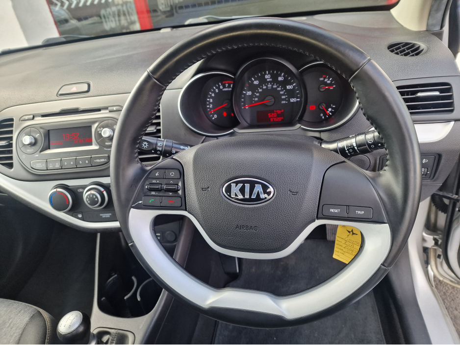 2017 Kia Picanto - image 15