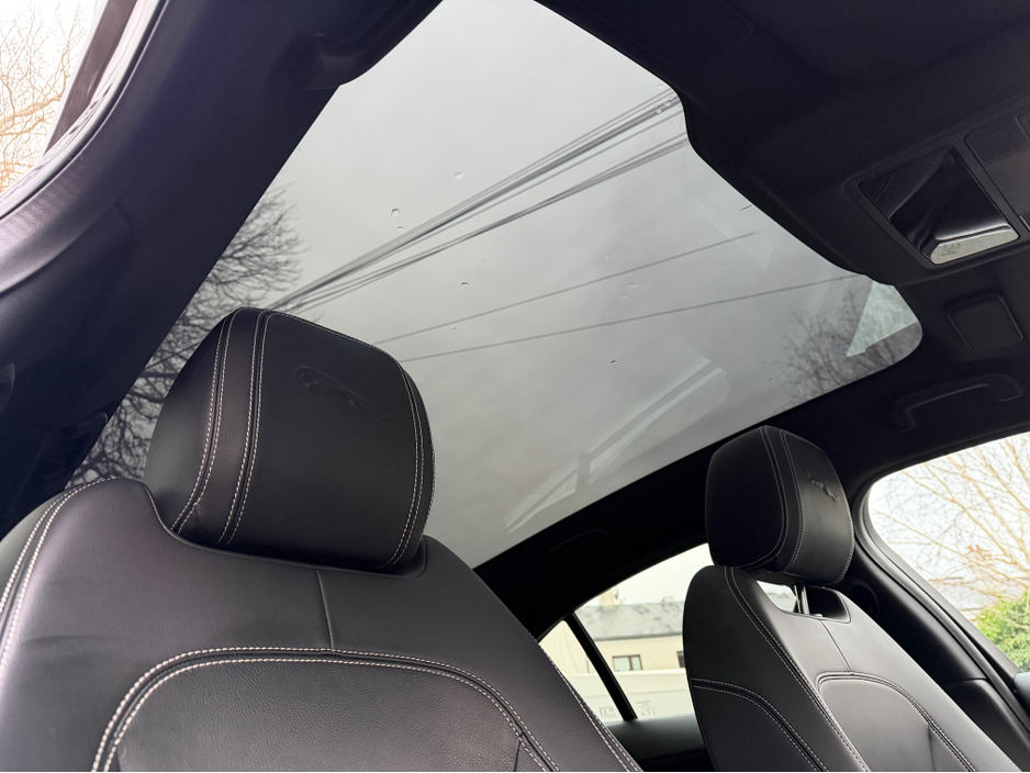 2024 Jaguar I-Pace 2 YEAR AA PLATINUM WARRANTY//R-DYNAMIC EV400 BLACK EDITION//IMMACULATE THROUGHOUT//PANORAMIC ROOF//SIMI AND AA DEALER €39,950