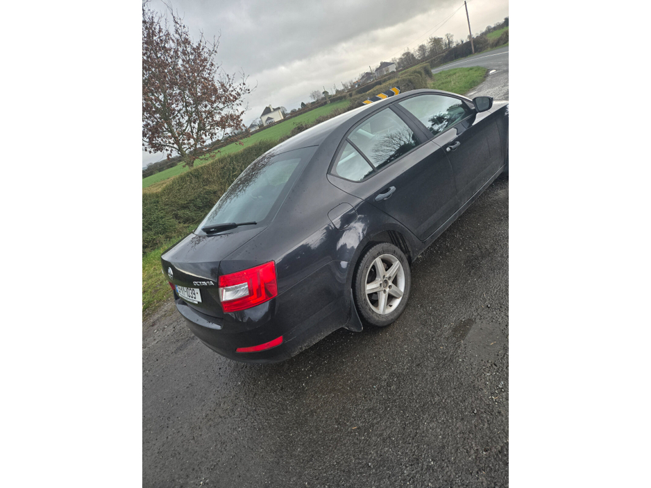 2015 Skoda Octavia 1.6 TDI CR 90BHP Active €5,200