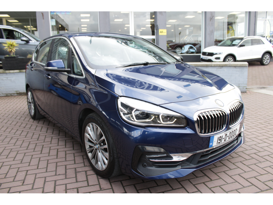 2019 BMW 2 Series - image 2