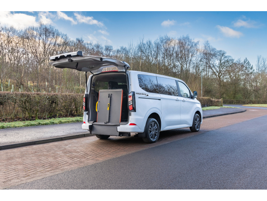 2026 Ford Tourneo Custom Titanium RE Twin - Mid Row (Private)