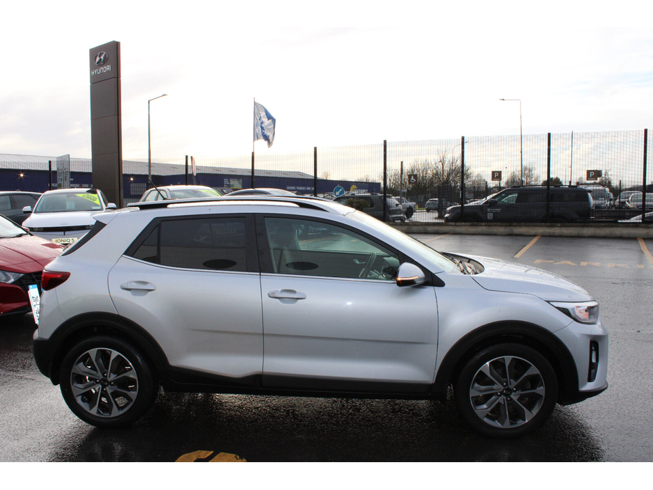 2019 Kia Stonic - image 6