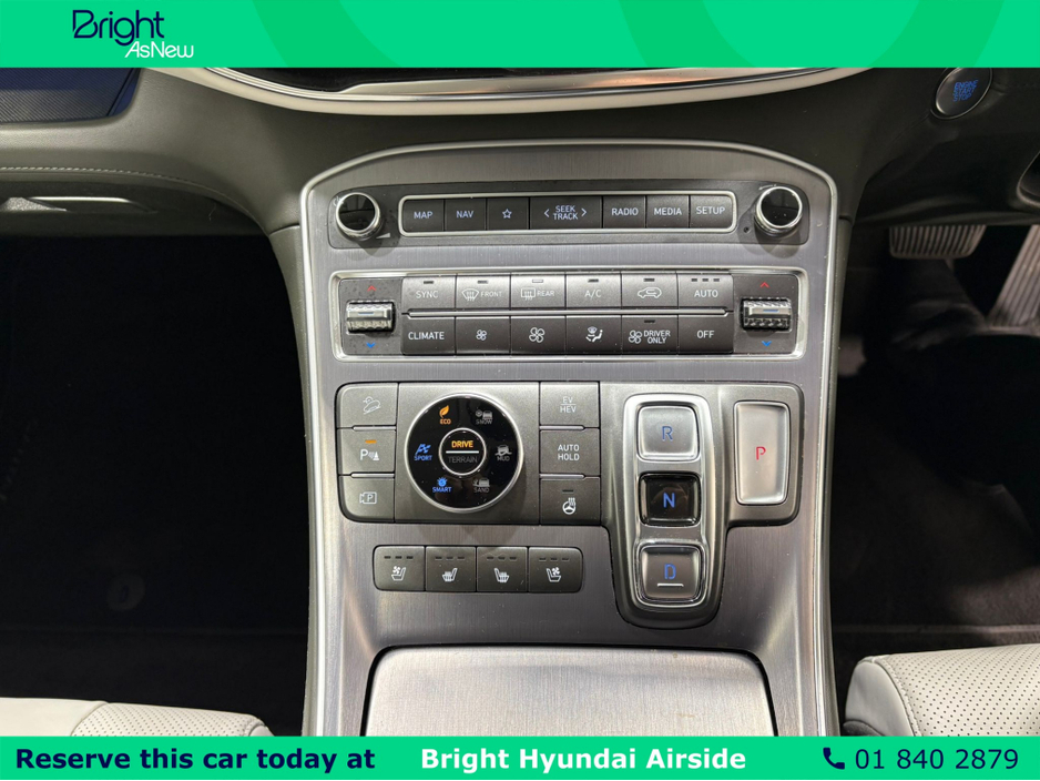 2021 Hyundai Santa Fe PHEV 5DR AUTO €38,950