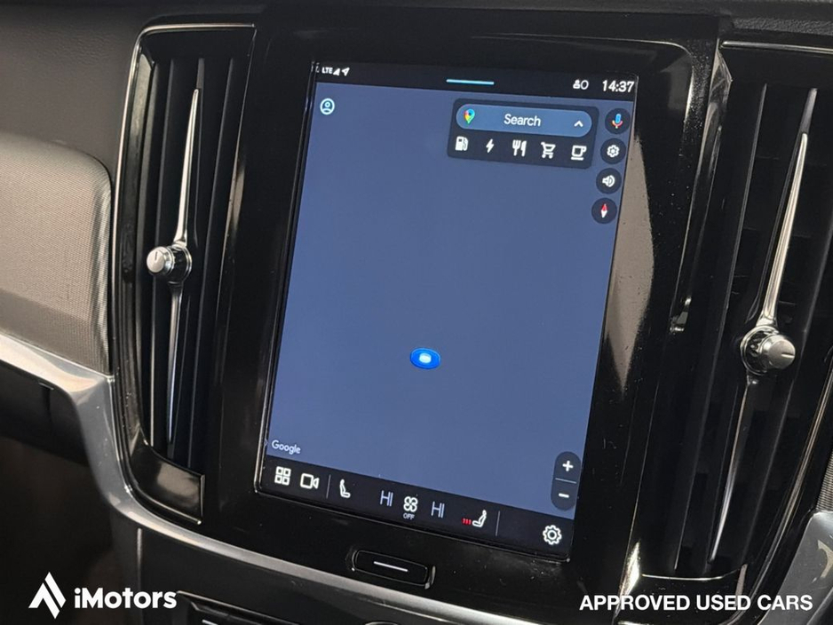 2022 Volvo S90 - image 26