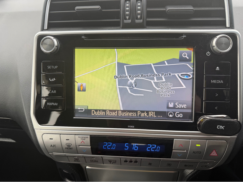 2018 Toyota Landcruiser - image 10