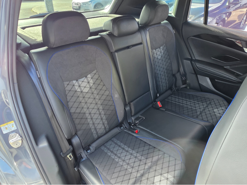 2024 Volkswagen Tiguan - image 18