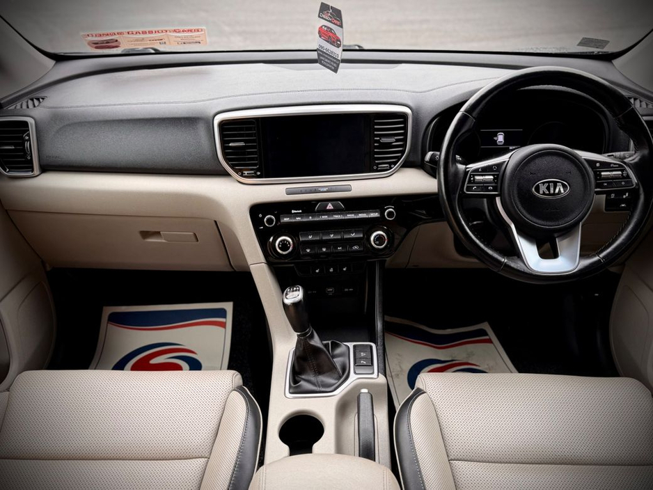 2022 Kia Sportage - image 13