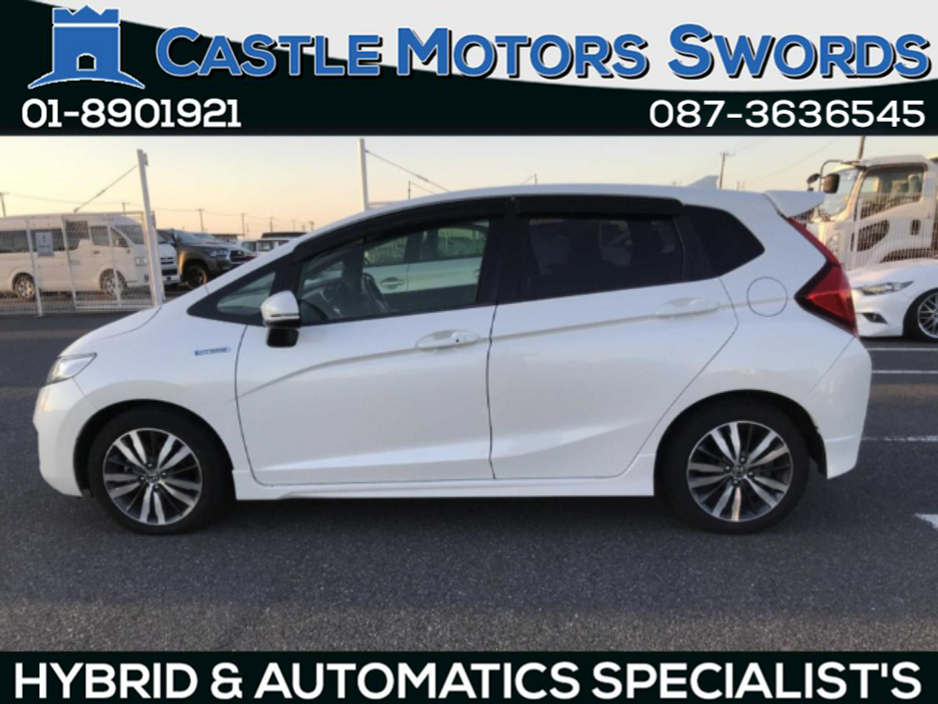 2017 Honda Fit - image 2
