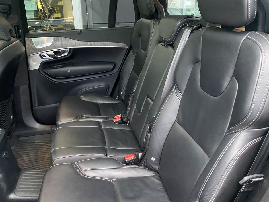 2022 Volvo XC90 - image 16