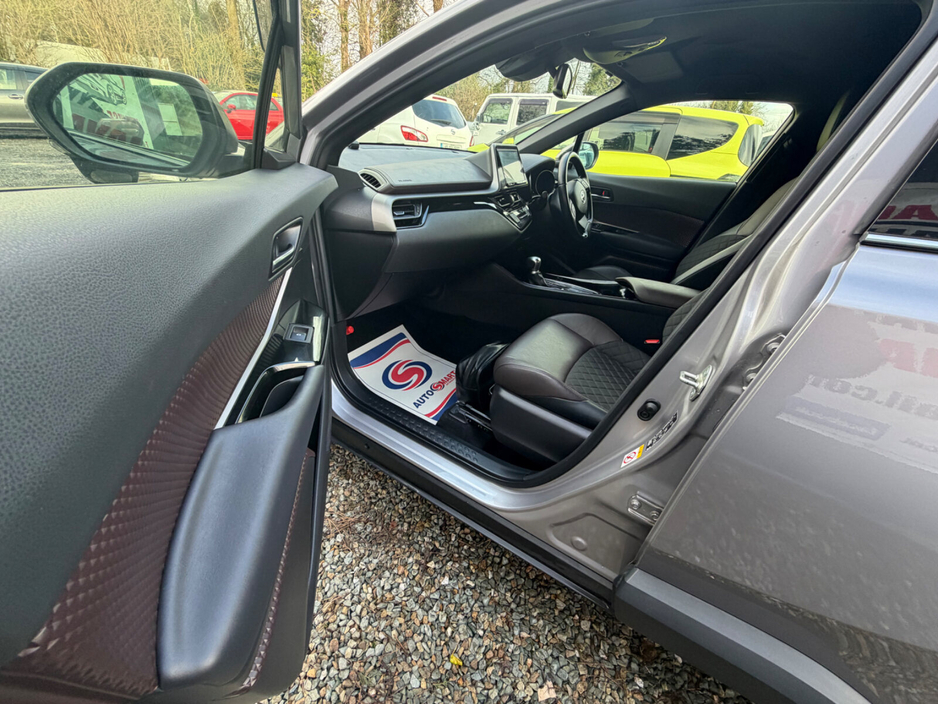 2018 Toyota C-HR 1.8 HYBRID LUNA €18,900