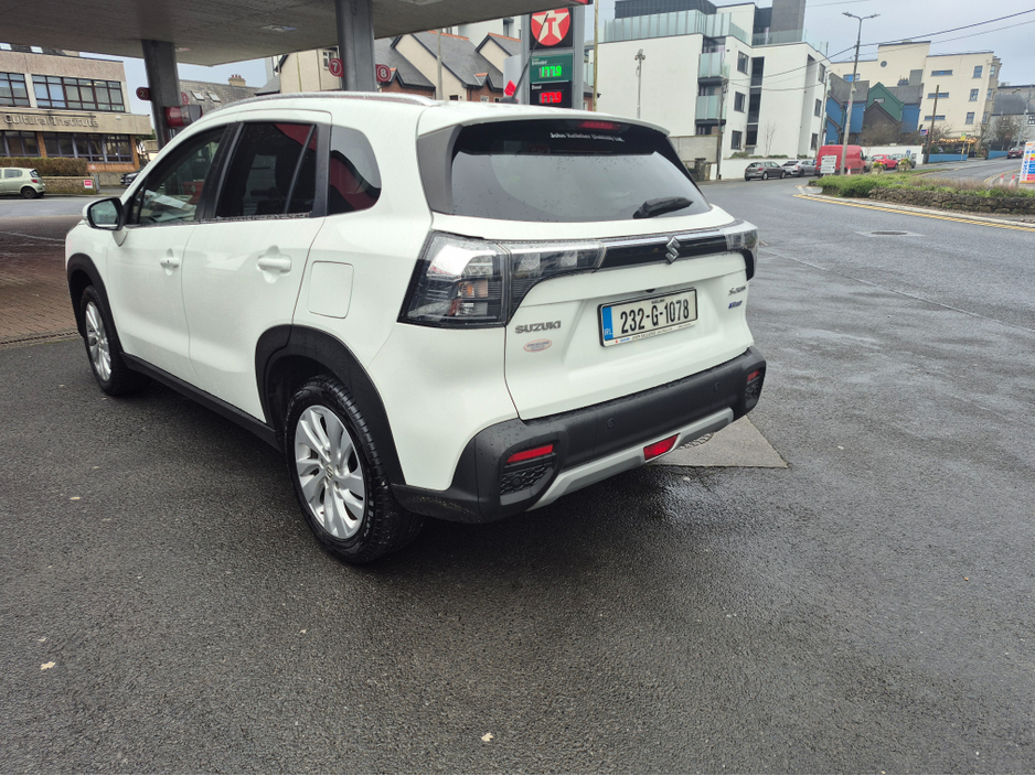 2023 Suzuki SX4 S-Cross - image 3