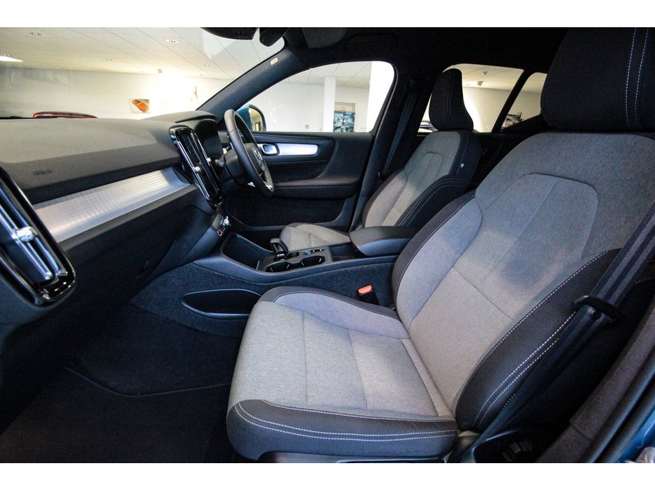 2023 Volvo XC40 RECHARGE T4 CORE 1.5 PHEV €36,899