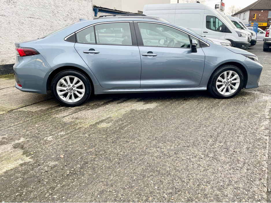 2023 Toyota Corolla - image 16