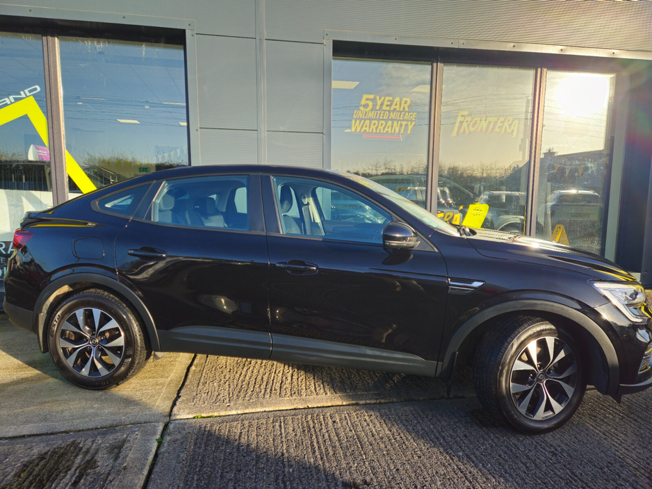 2022 Renault Arkana ICONIC E-TECH HYBRID 145 AUTO €20,950