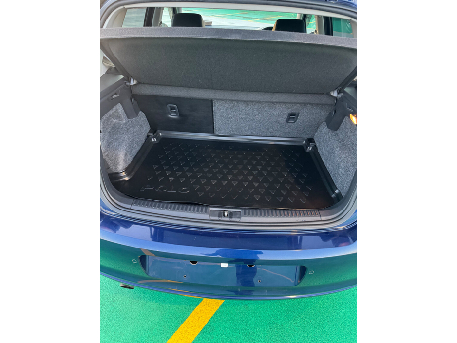 2012 Volkswagen Polo  €8,950