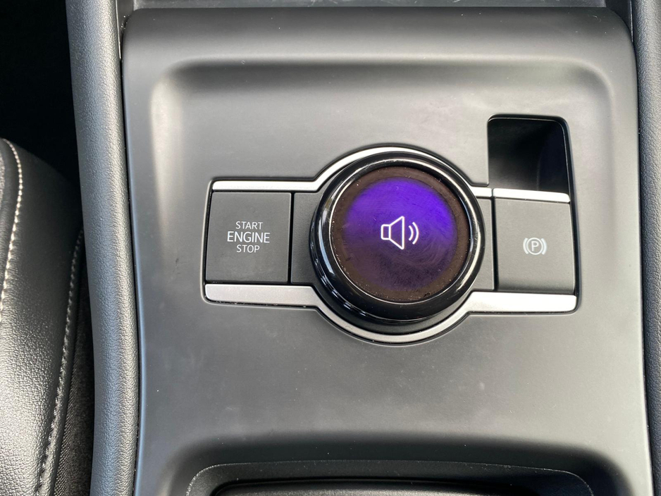 2024 Volkswagen Tiguan - image 21