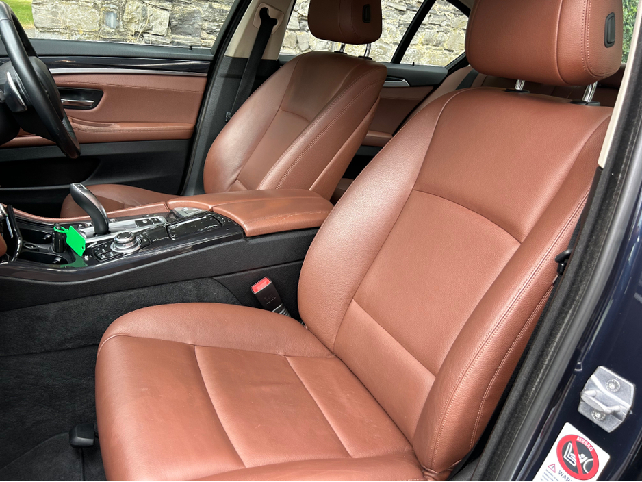 2014 BMW 5 Series - image 18