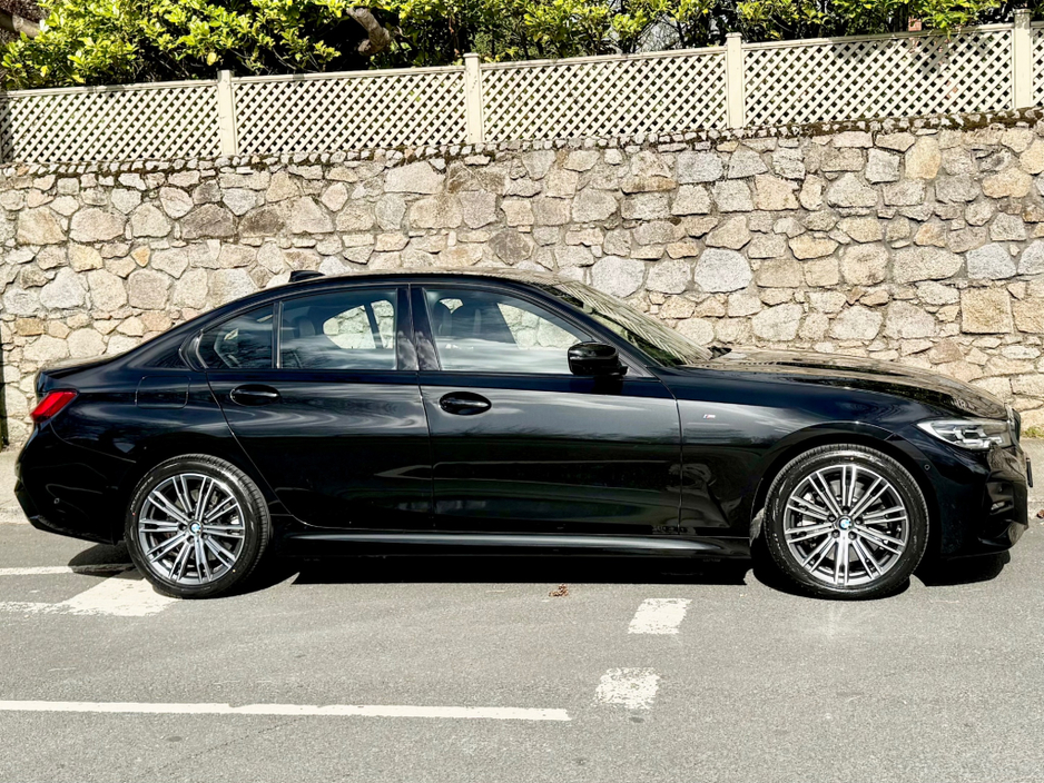 2020 BMW 3 Series - image 5