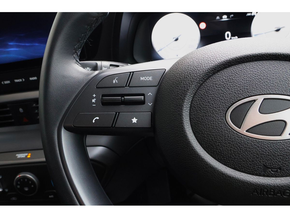 2025 Hyundai i20 - image 11