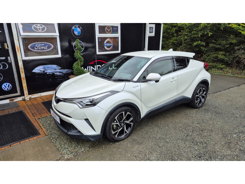 2019 Toyota C-HR Luna Sport Hybrid €19,950