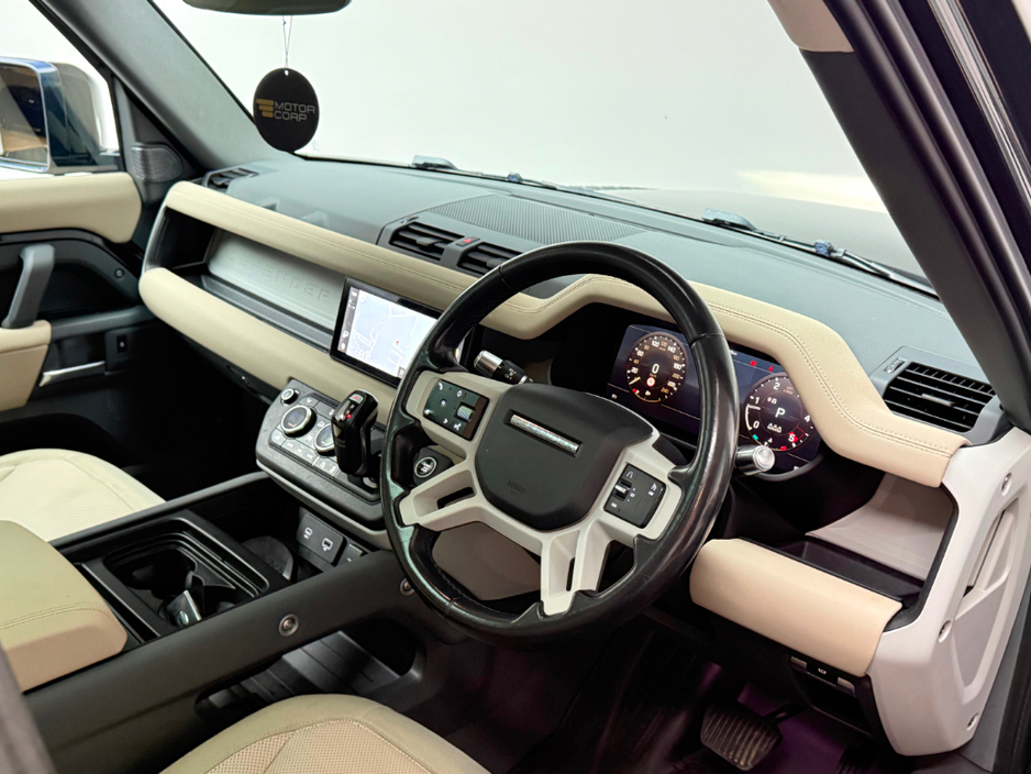 2020 Land Rover Defender - image 11