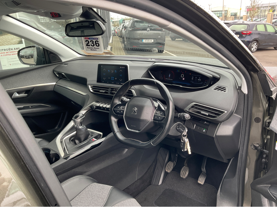 2020 Peugeot 5008 ALLURE 1.2 130 6.3 4DR €23,950