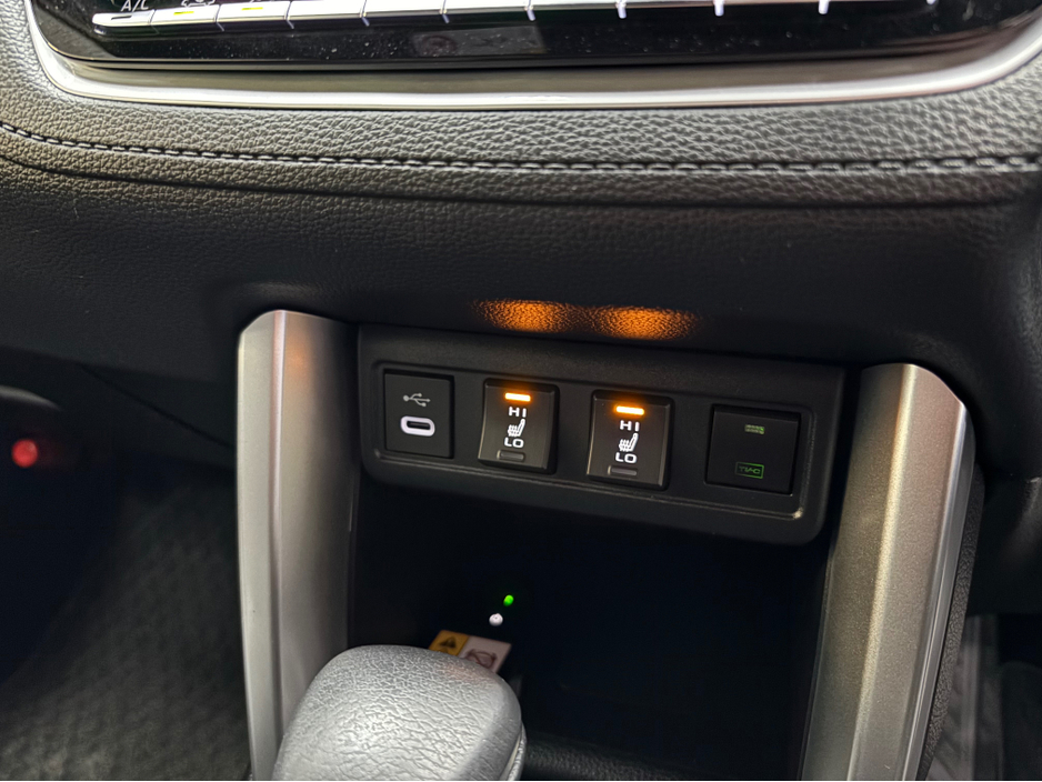 2024 Toyota Corolla Cross - image 11