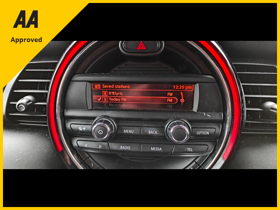 2016 MINI Hatch 2016 1.5 Petrol 5DR COOPER €10,950