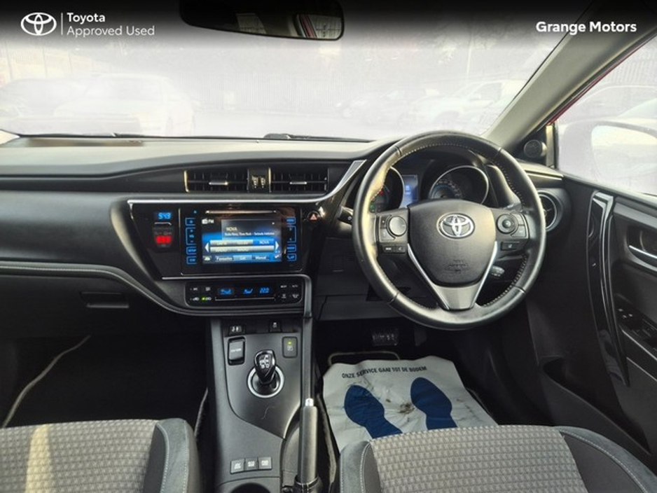 2018 Toyota Auris 1.8 HYBRID LUNA SPORT 5DR €18,450