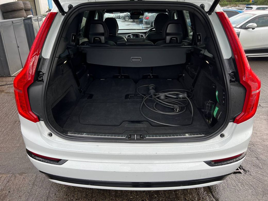 2022 Volvo XC90 R-DESIGN PRO T8 2.0 AWD HYBRID * HUGE SPEC * // OPENING PAN ROOF // LEATHER HEATED SEATS // RETRACTING TOW HOOK €46,900