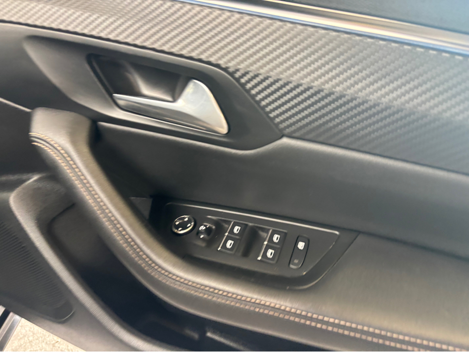 2022 Peugeot 508 - image 8