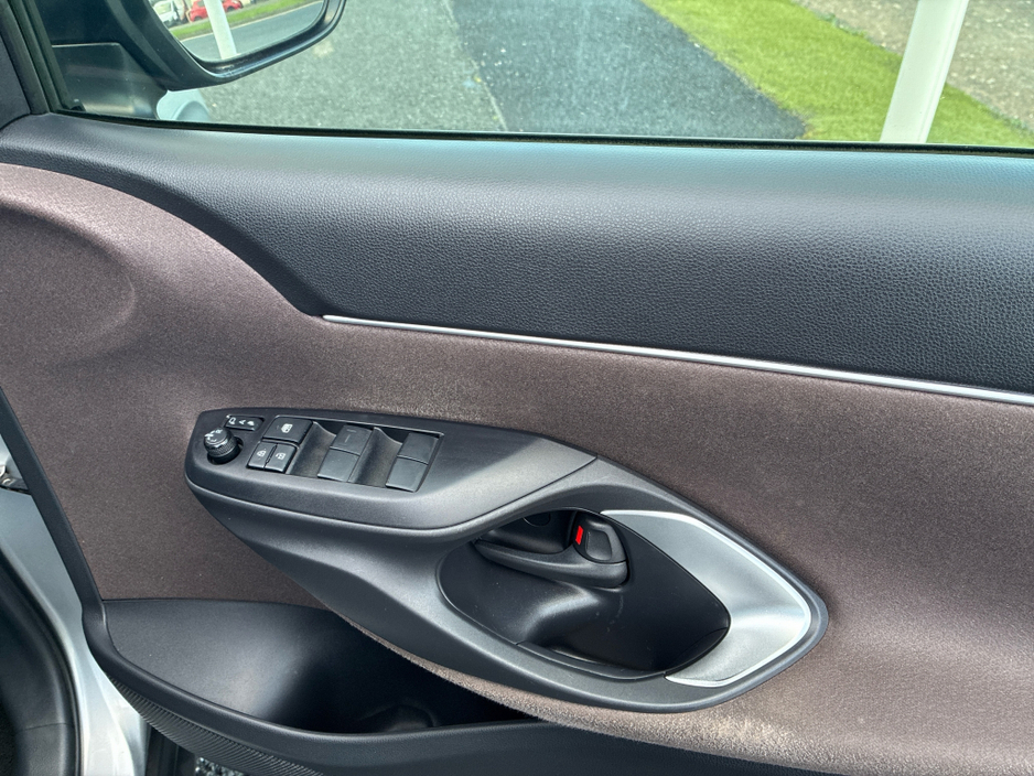 2020 Toyota Yaris Cross 1.5L Petrol Hybrid Automatic €23,950