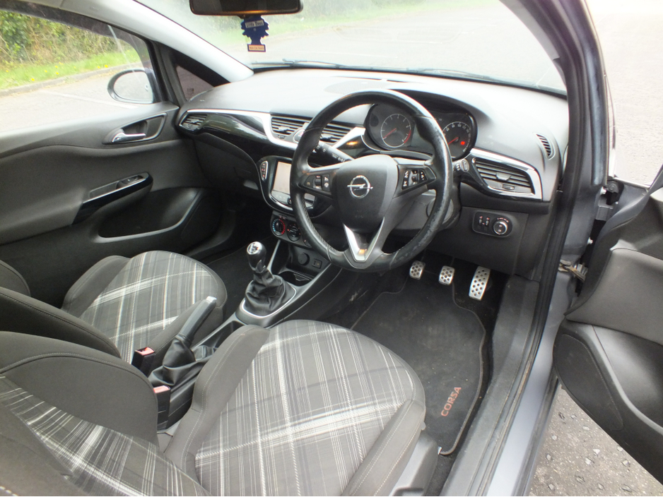 2015 Opel Corsa - image 16