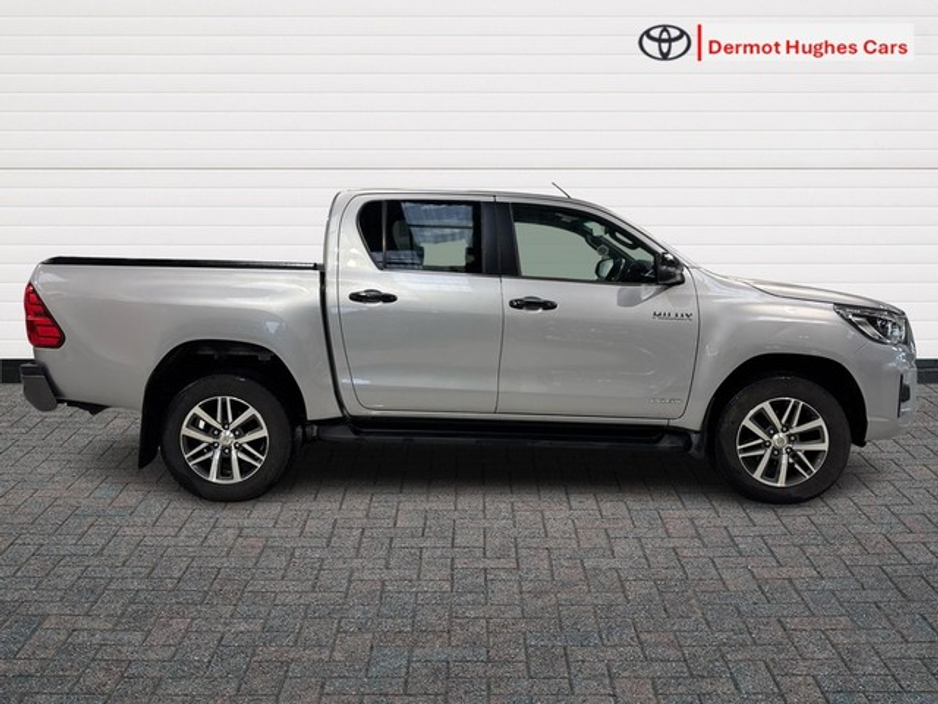 2020 Toyota Hilux DCAB INVINCIBLE AUTO €40,500