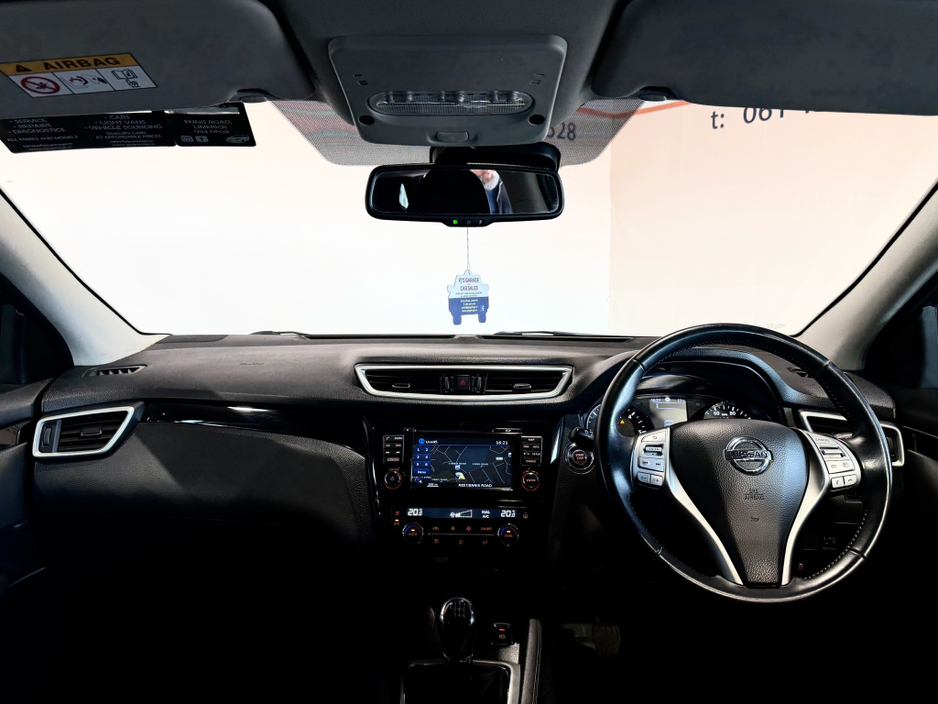 2016 Nissan Qashqai - image 10