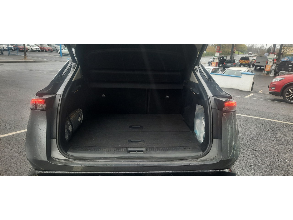 2024 Nissan Ariya - image 18