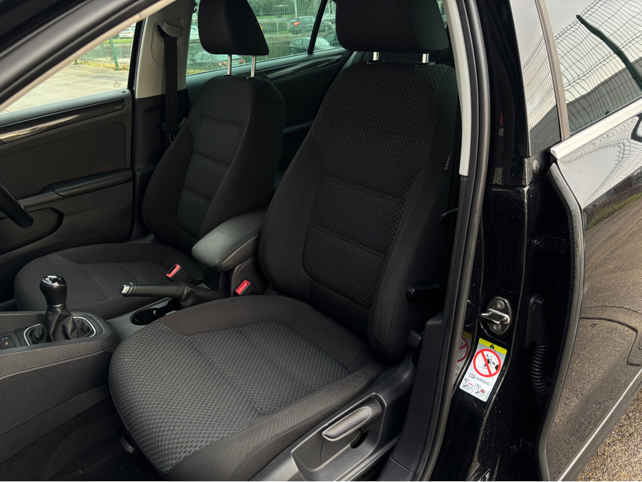 2013 Volkswagen Jetta 1.6 TDI LIMITED EDITION BLUEMOTION 105PS 4DR €6,750